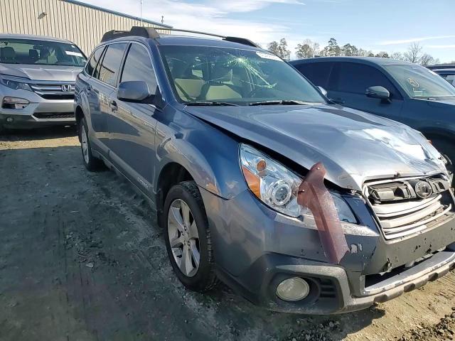 2013 Subaru Outback - Image 10