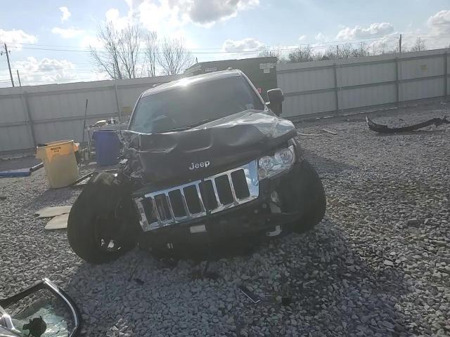 2013 Jeep Grand Cherokee - Image 11