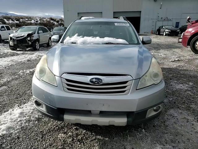 2012 Subaru Outback - Image 12