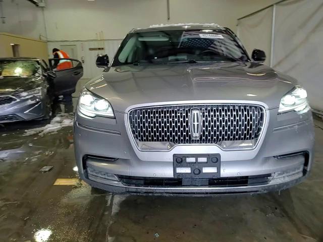 2020 Lincoln Aviator - Image 14