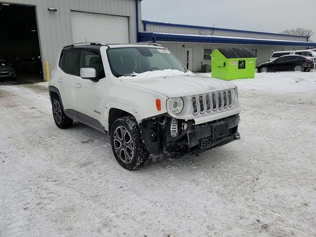 2017 Jeep Renegade - Image 12