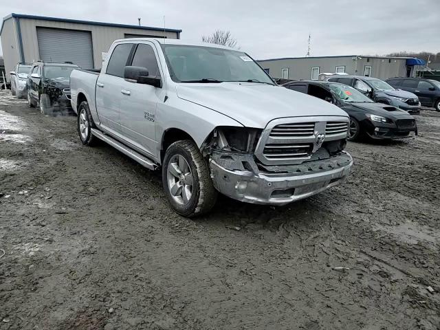 2016 RAM 1500 - Image 11