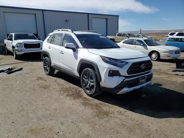 2022 Toyota RAV 4 - Image 15