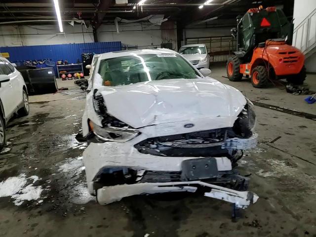 2018 Ford Fusion - Image 10