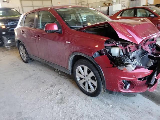 2014 Mitsubishi Outlander - Image 12