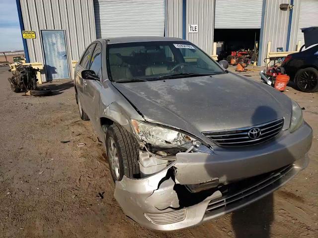 2006 Toyota Camry - Image 11