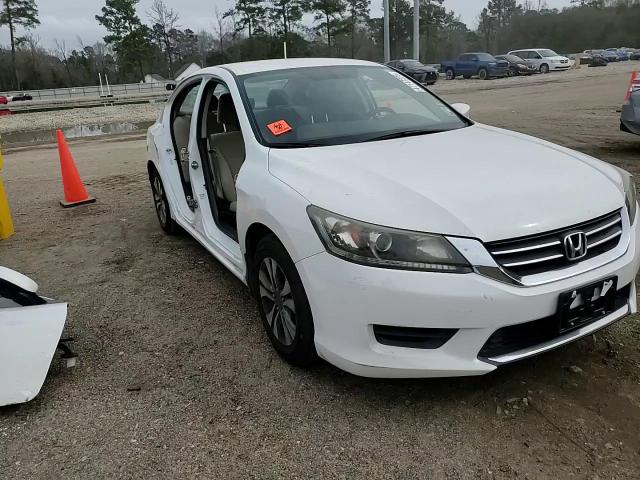 2013 Honda Accord - Image 11