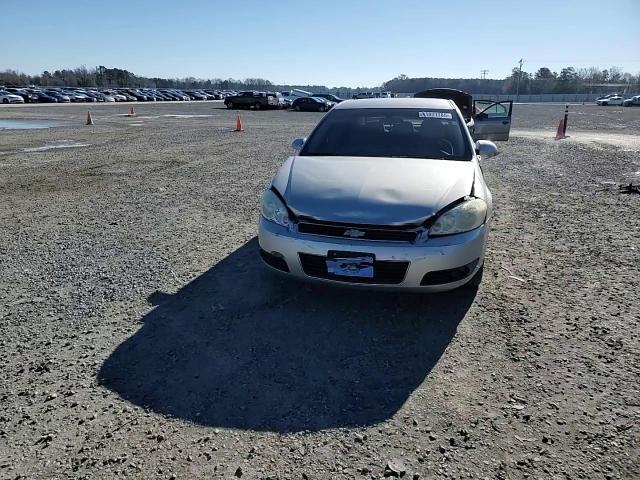 2006 Chevrolet Impala - Image 11