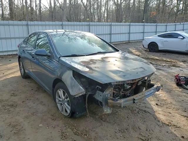 2015 Hyundai Sonata - Image 11