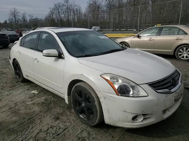 2012 Nissan Altima - Image 11