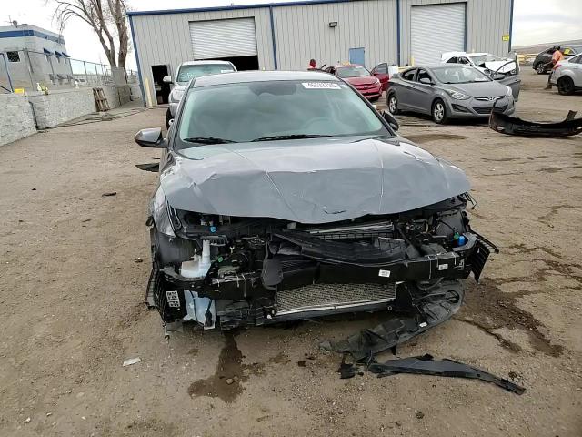 2024 Hyundai Elantra - Image 14