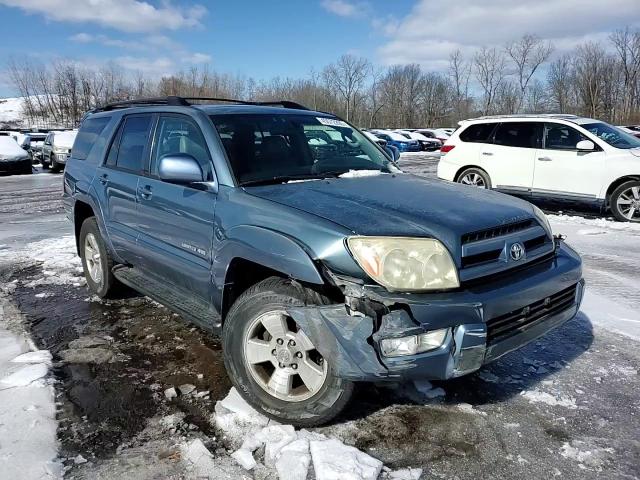 2005 Toyota 4Runner - Image 12