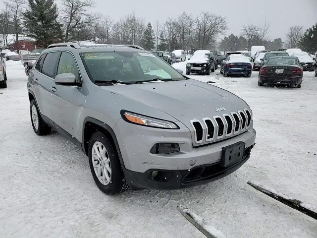 2015 Jeep Grand Cherokee - Image 14
