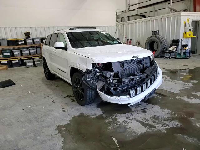 2019 Jeep Grand Cherokee - Image 11