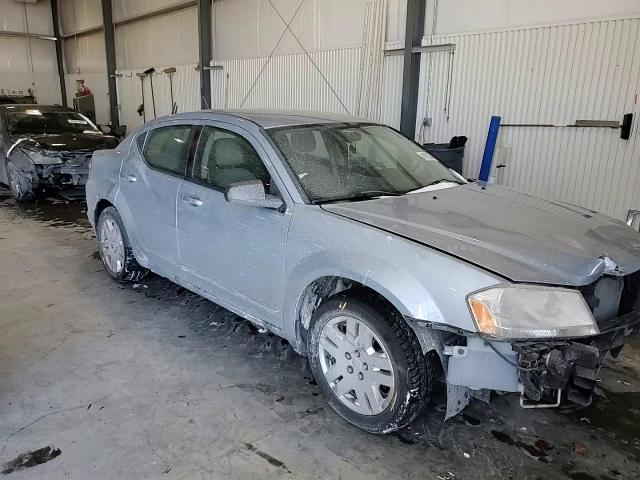 2013 Dodge Avenger - Image 10