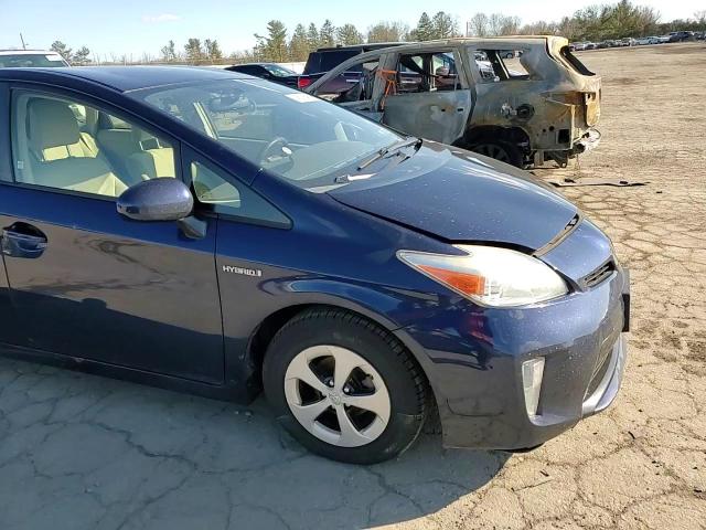 2014 Toyota Prius - Image 11