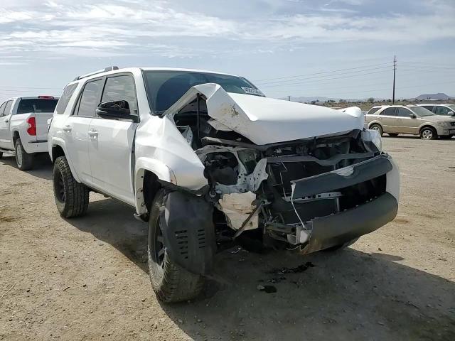 2019 Toyota 4Runner - Image 11