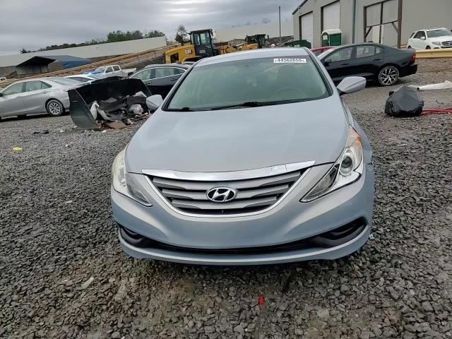 2014 Hyundai Sonata - Image 13
