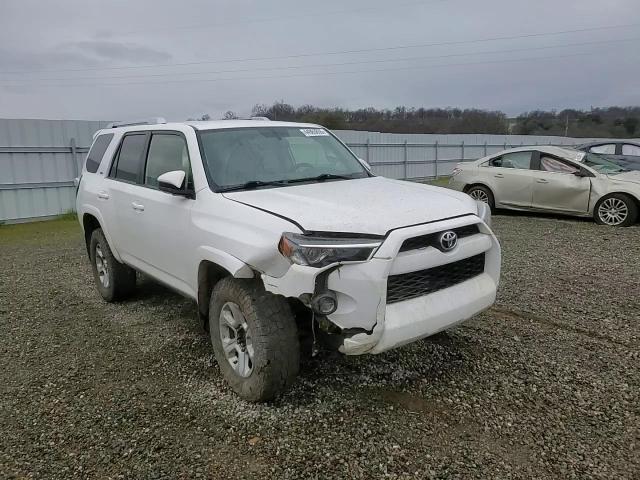 2018 Toyota 4Runner - Image 11