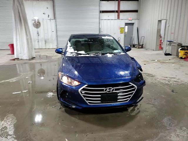 2017 Hyundai Elantra - Image 13