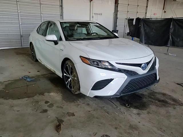 2020 Toyota Camry - Image 10