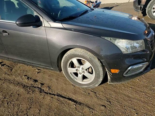 2016 Chevrolet Cruze - Image 11