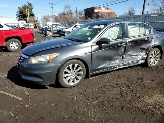 2012 Honda Accord - Image 11