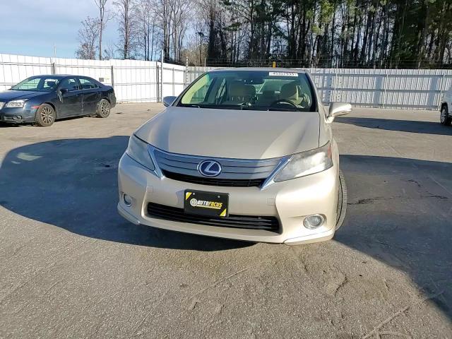 2011 Lexus HS - Image 10