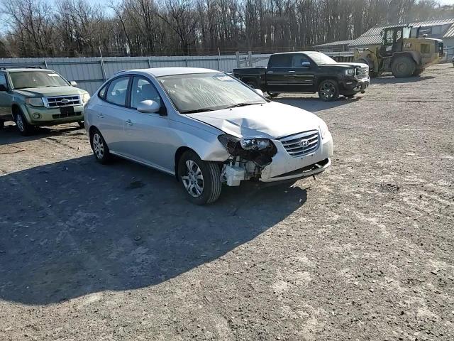 2010 Hyundai Elantra - Image 11