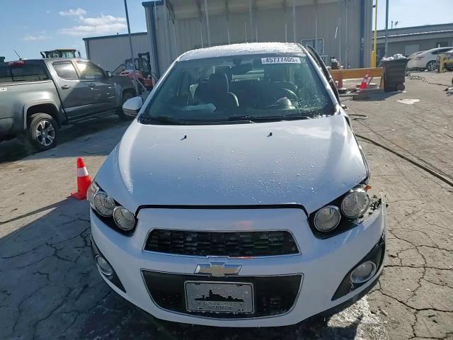2015 Chevrolet Sonic - Image 13