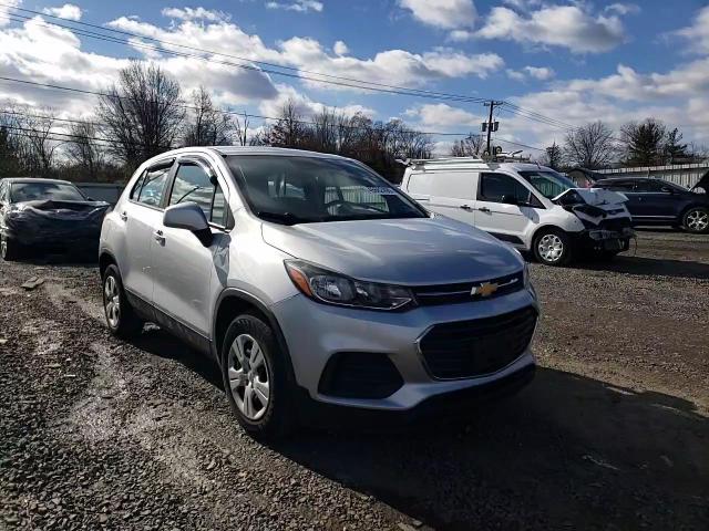 2017 Chevrolet Trax - Image 12