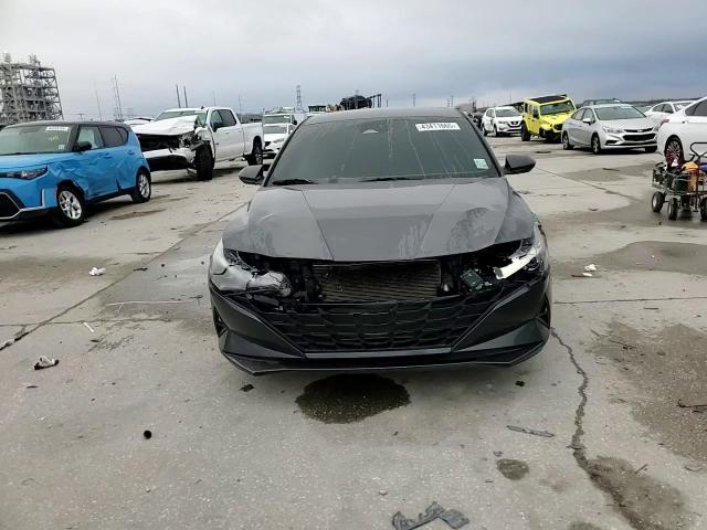 2021 Hyundai Elantra - Image 11