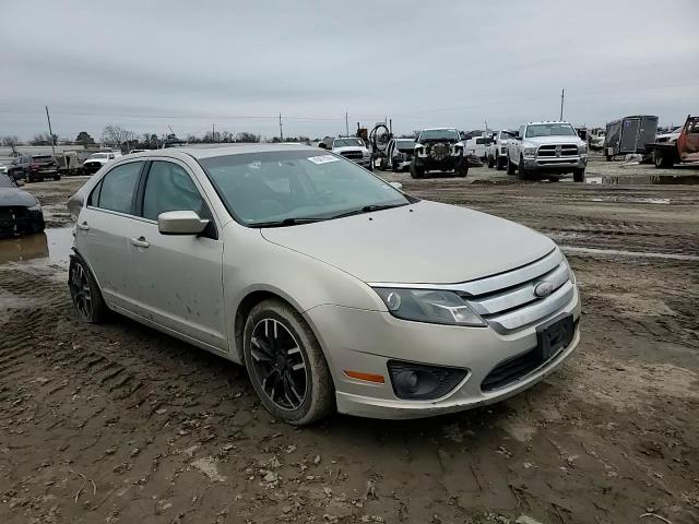 2010 Ford Fusion - Image 11