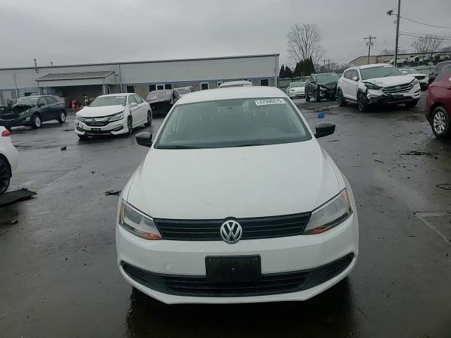 2014 Volkswagen Jetta - Image 10