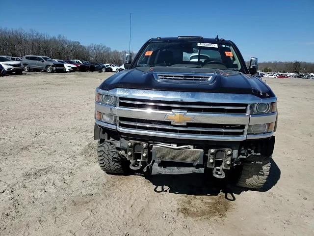 2018 Chevrolet Silverado - Image 11