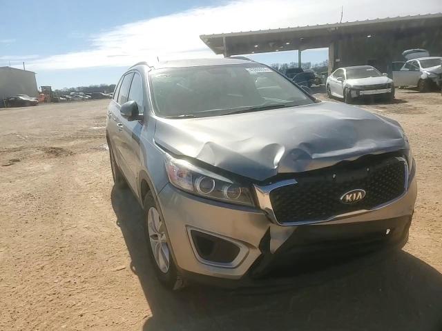 2017 Kia Sorento - Image 14