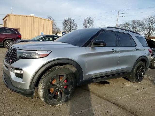 2020 Ford Explorer - Image 12