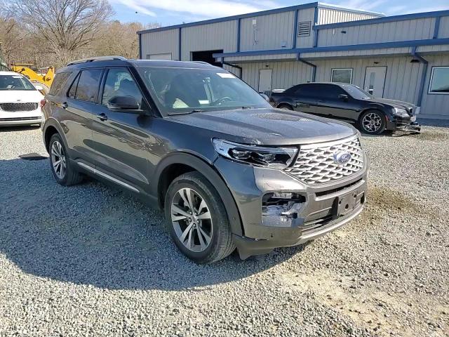 2020 Ford Explorer - Image 12