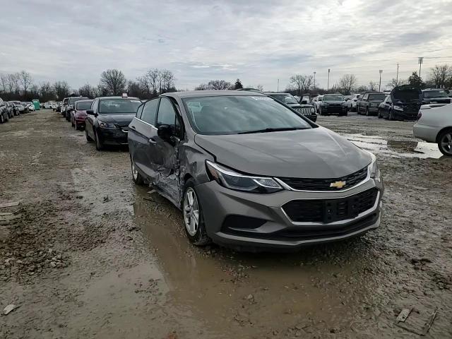 2017 Chevrolet Cruze - Image 11