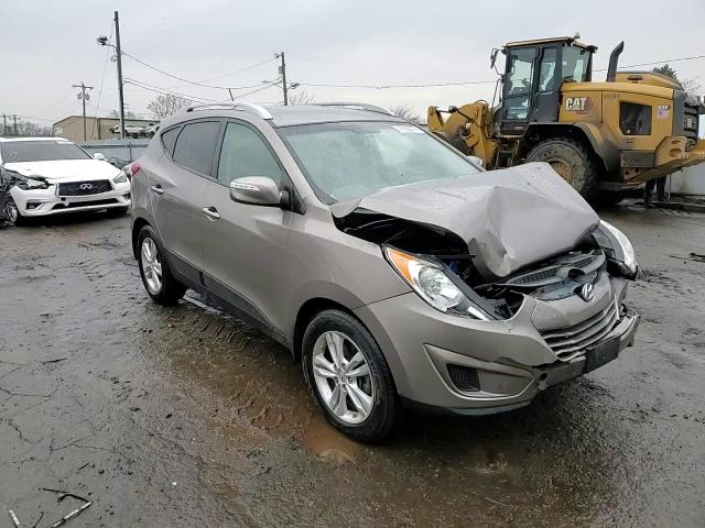 2012 Hyundai Tucson - Image 12