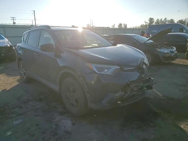 2017 Toyota RAV 4 - Image 11