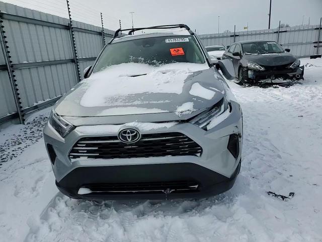 2024 Toyota RAV 4 - Image 12