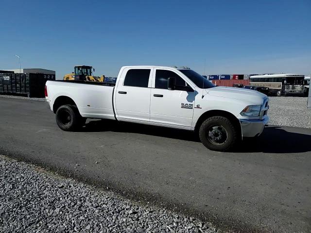 2017 RAM 3500 - Image 13