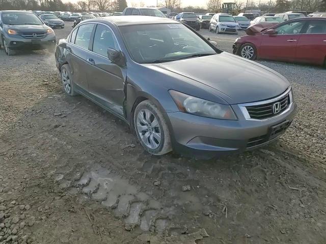 2009 Honda Accord - Image 11