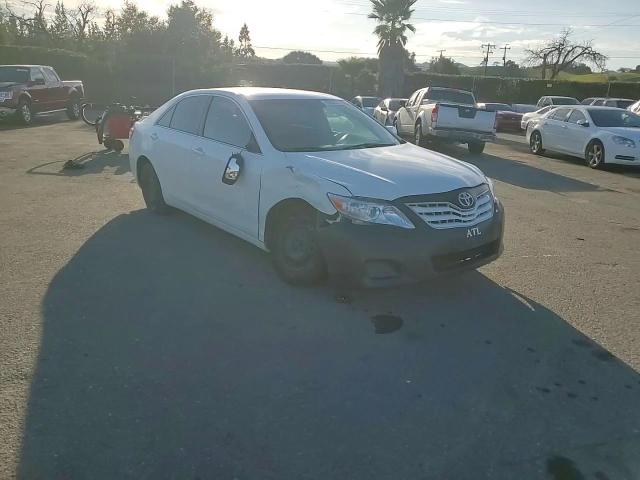 2010 Toyota Camry - Image 10