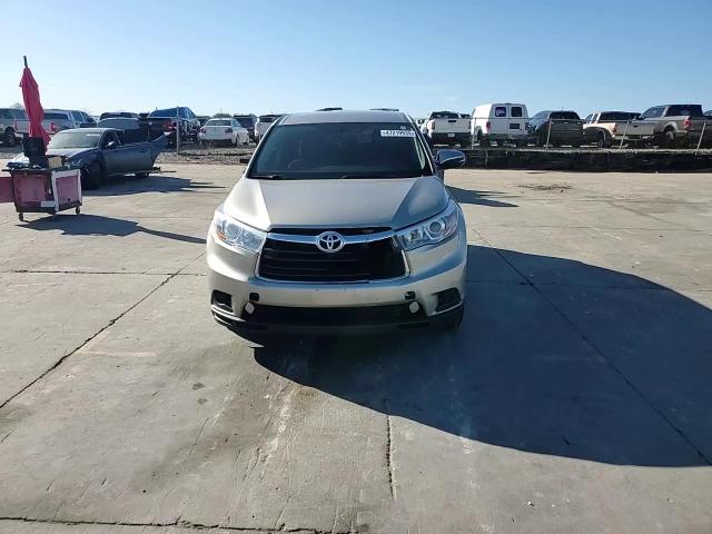 2016 Toyota Highlander - Image 12