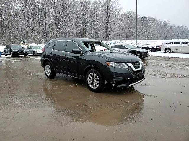 2018 Nissan Rogue - Image 14