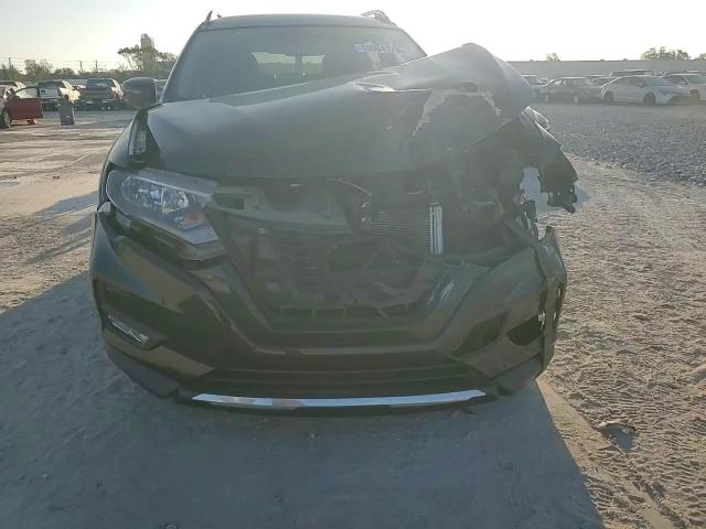 2019 Nissan Rogue - Image 12