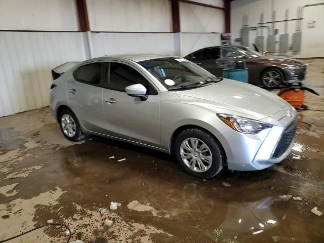 2020 Toyota Yaris - Image 13