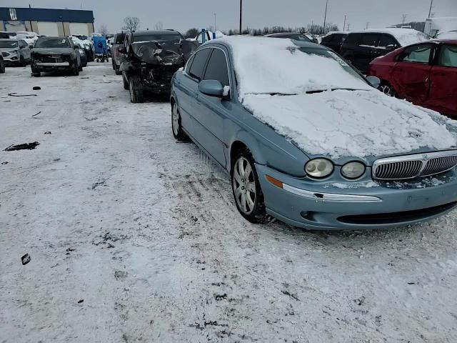 2004 Jaguar X-Type - Image 11